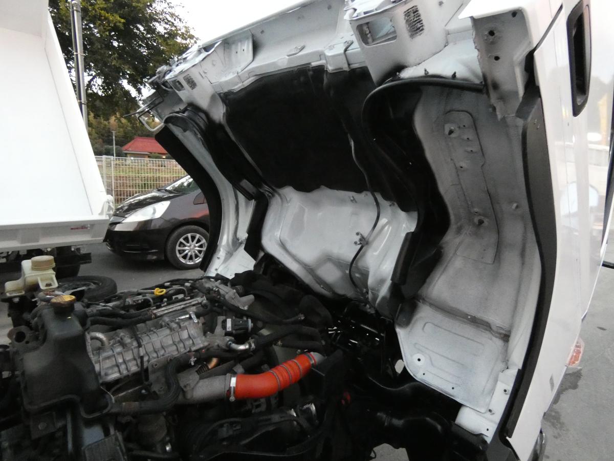 1・5トン アルミバン 4WD　251118|中古トラックの販売・買取・査定のアイナビ