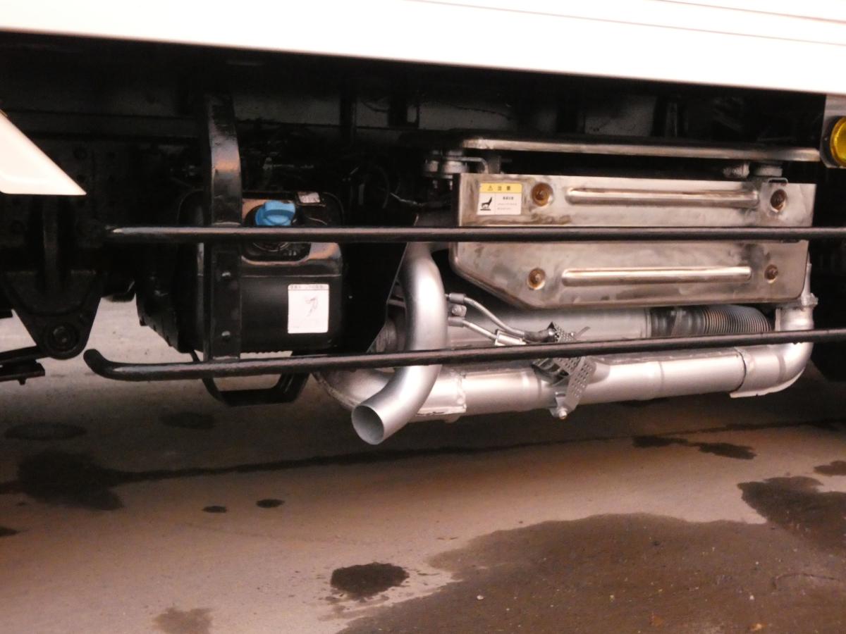 1・5トン アルミバン 4WD　251118|中古トラックの販売・買取・査定のアイナビ