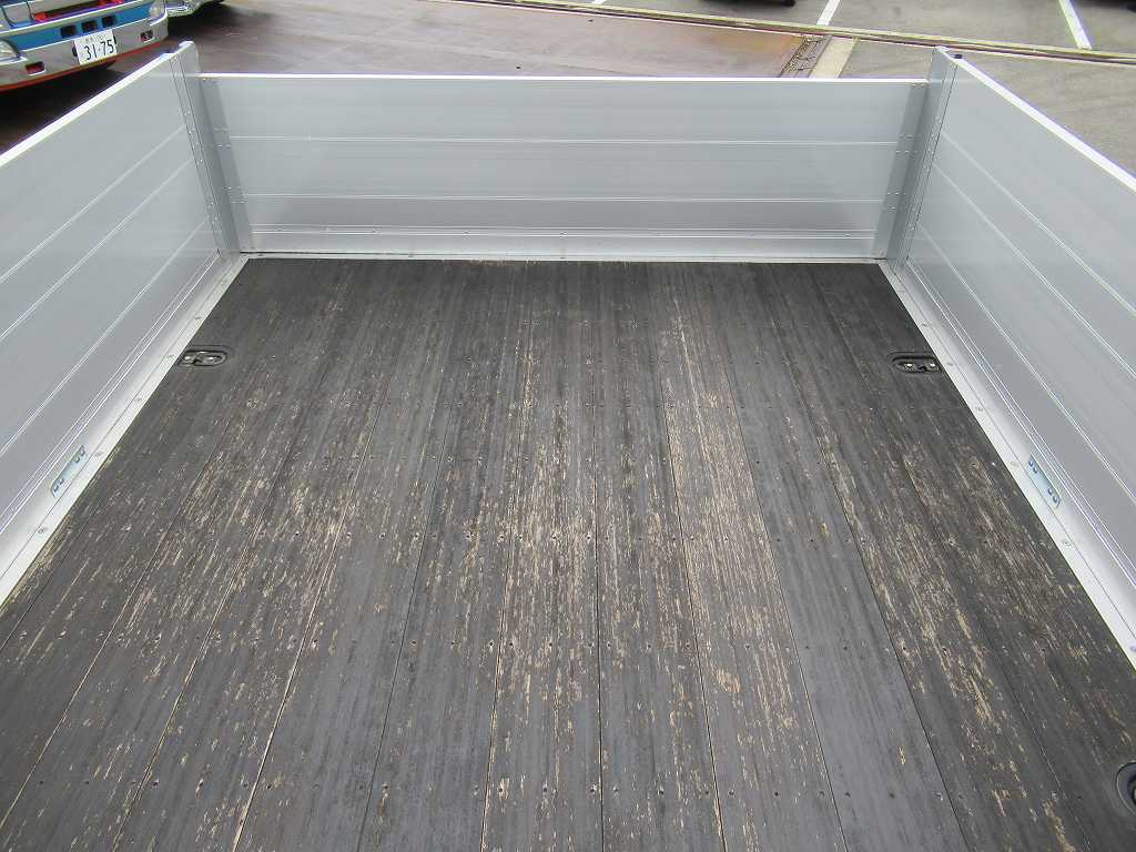 ファイター 増t 10.7t TOYOBODY Ⅼ5500 タダノ 4段 270PS 6速|中古トラックの販売・買取・査定のアイナビ