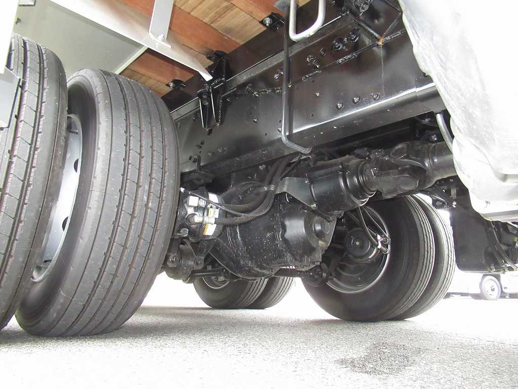 ファイター 増t 10.7t TOYOBODY Ⅼ5500 タダノ 4段 270PS 6速|中古トラックの販売・買取・査定のアイナビ