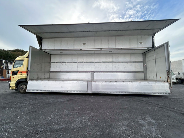 【白塗装後納車×10mロング×AT車】日野/プロフィア|中古トラックの販売・買取・査定のアイナビ