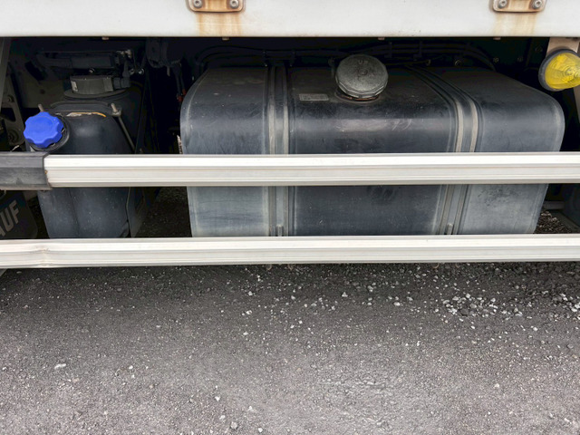 【白塗装後納車×10mロング×AT車】日野/プロフィア|中古トラックの販売・買取・査定のアイナビ