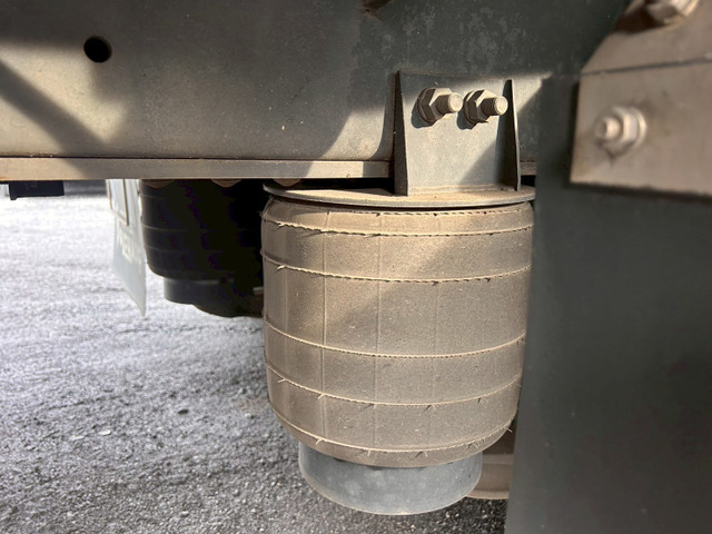 【白塗装後納車×10mロング×AT車】日野/プロフィア|中古トラックの販売・買取・査定のアイナビ