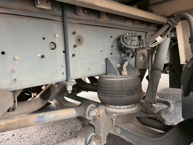 【白塗装後納車×10mロング×AT車】日野/プロフィア|中古トラックの販売・買取・査定のアイナビ