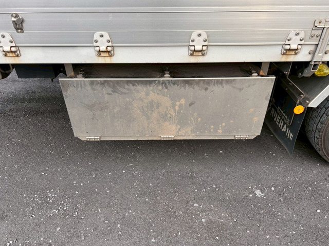 【白塗装後納車×10mロング×AT車】日野/プロフィア|中古トラックの販売・買取・査定のアイナビ