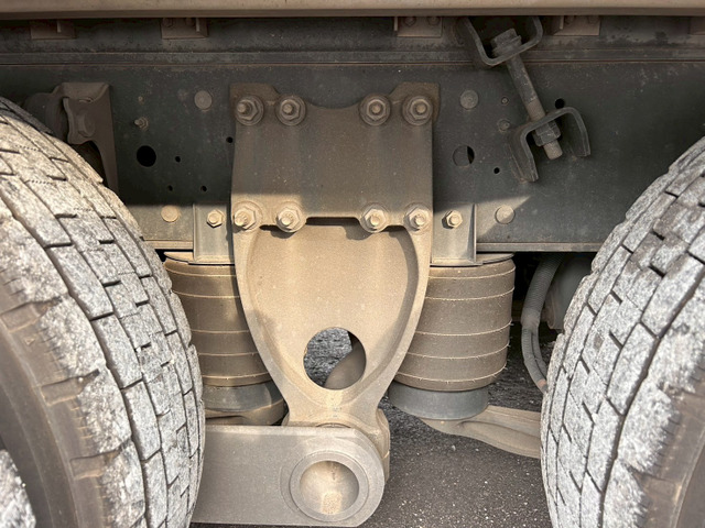 【白塗装後納車×10mロング×AT車】日野/プロフィア|中古トラックの販売・買取・査定のアイナビ