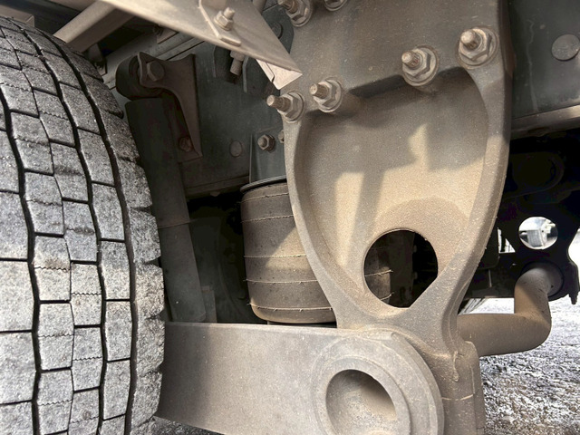 【白塗装後納車×10mロング×AT車】日野/プロフィア|中古トラックの販売・買取・査定のアイナビ