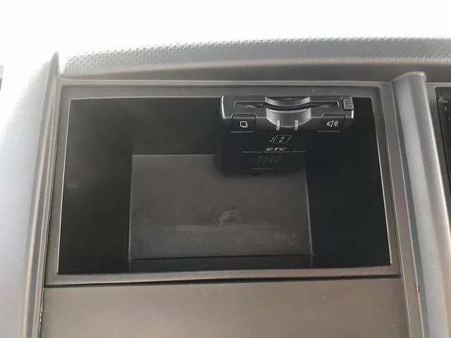 いすゞ 特殊車両|中古トラックの販売・買取・査定のアイナビ