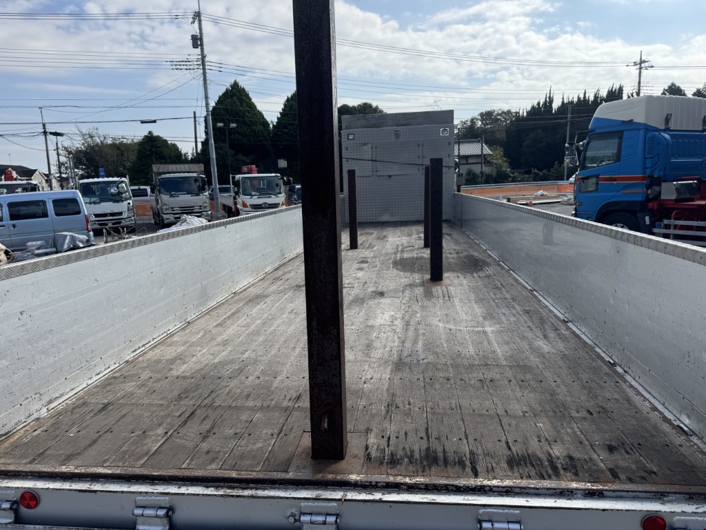 平ボディー 4軸低床 エアサス|中古トラックの販売・買取・査定のアイナビ