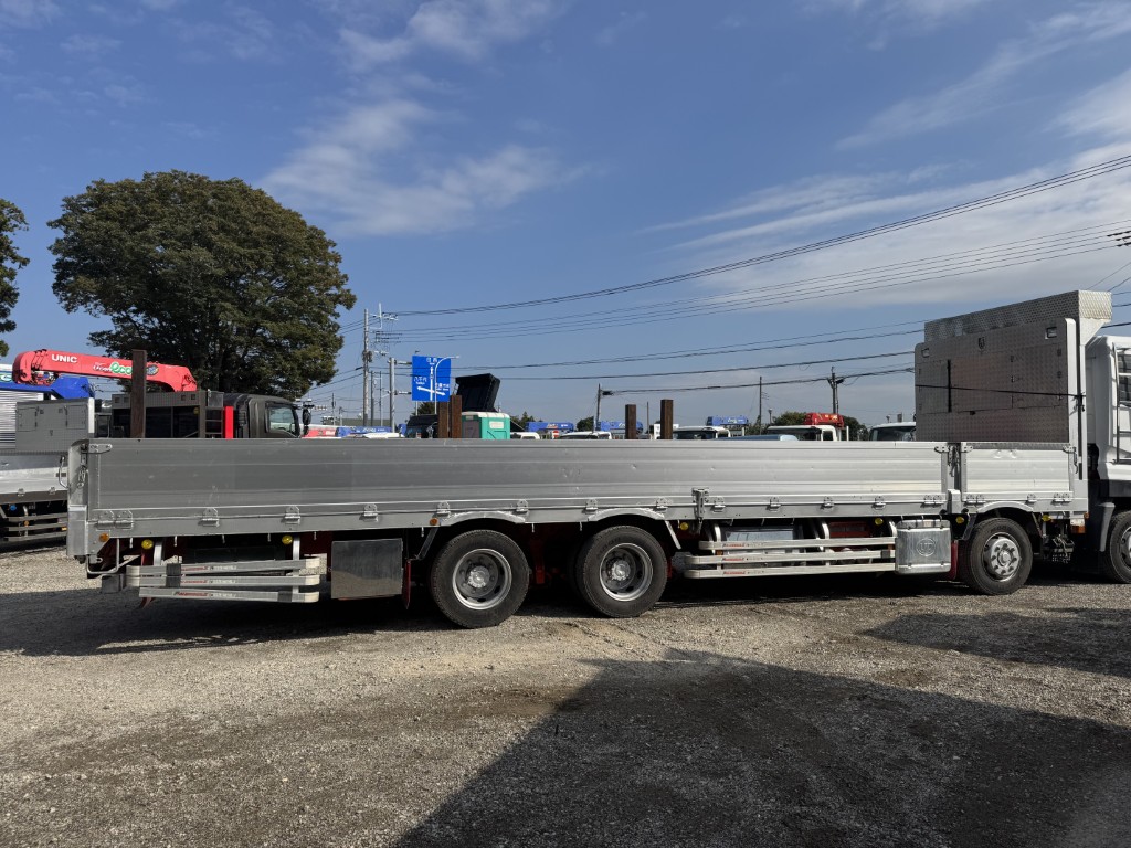 平ボディー 4軸低床 エアサス|中古トラックの販売・買取・査定のアイナビ