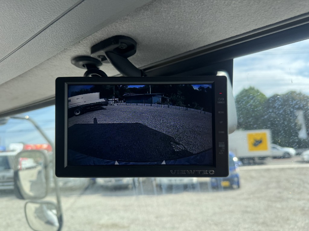 平ボディー 4軸低床 エアサス|中古トラックの販売・買取・査定のアイナビ