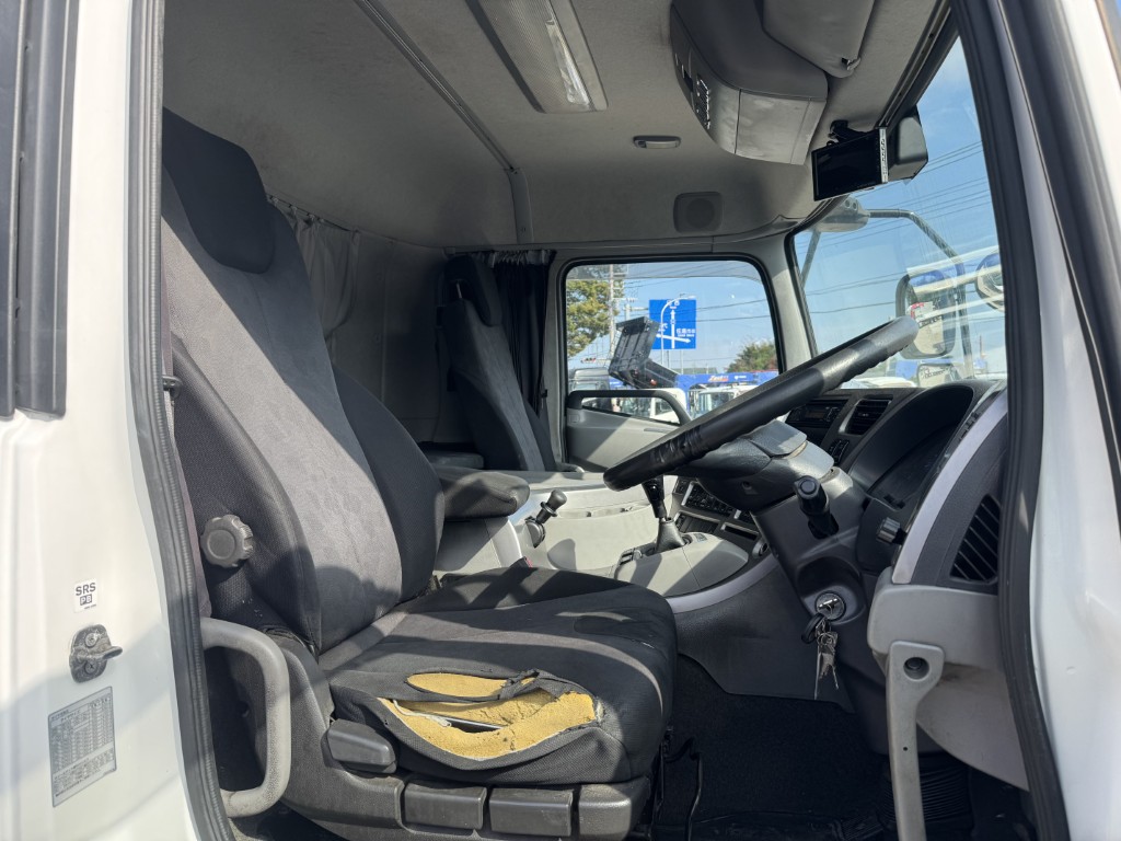 平ボディー 4軸低床 エアサス|中古トラックの販売・買取・査定のアイナビ