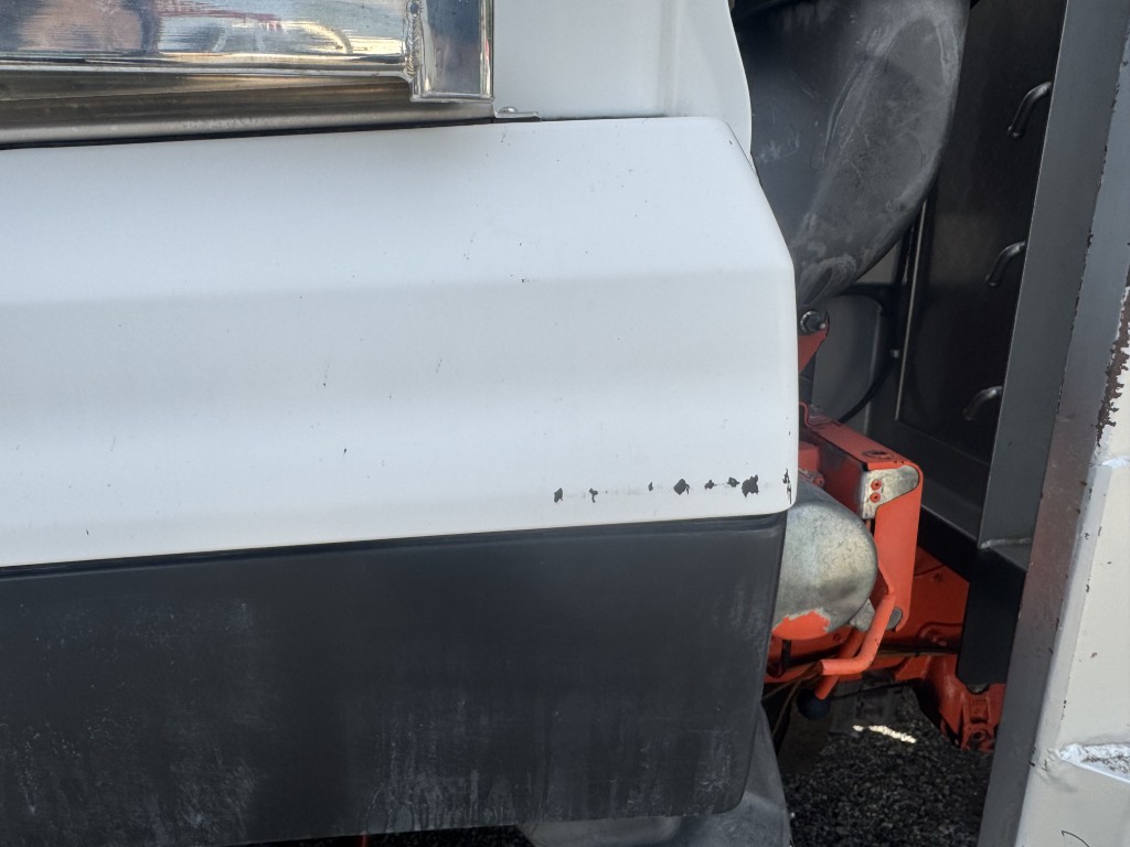 平ボディー 4軸低床 エアサス|中古トラックの販売・買取・査定のアイナビ