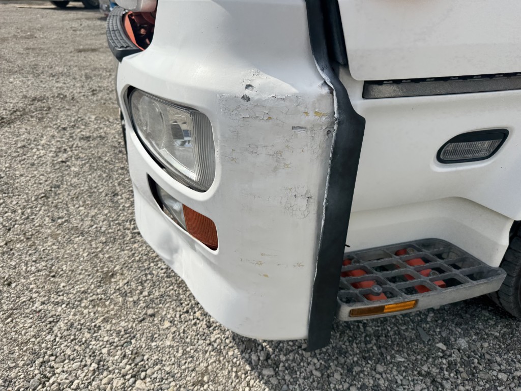 平ボディー 4軸低床 エアサス|中古トラックの販売・買取・査定のアイナビ