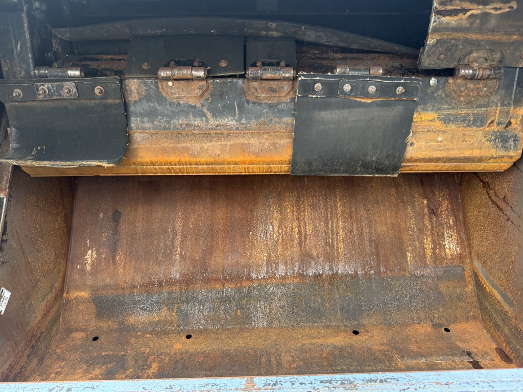 プレスパッカー極東4.3立米連続スイッチ|中古トラックの販売・買取・査定のアイナビ