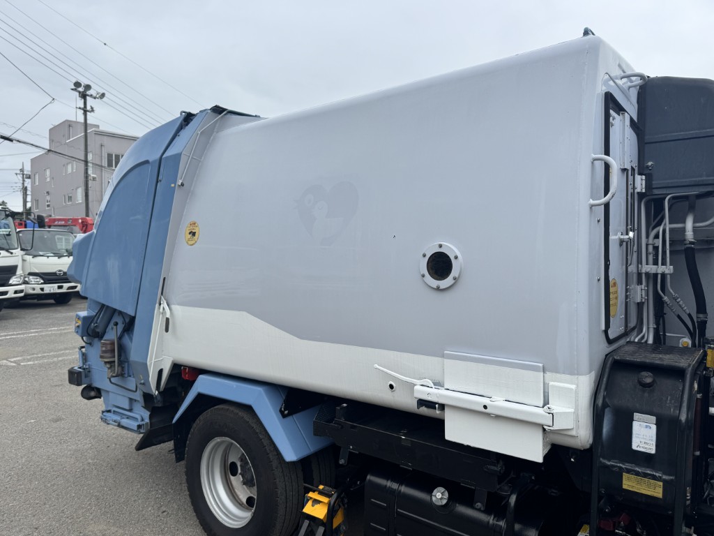 プレスパッカー極東4.3立米連続スイッチ|中古トラックの販売・買取・査定のアイナビ