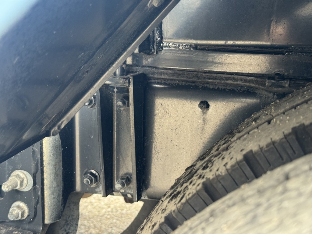 プレスパッカー極東4.3立米連続スイッチ|中古トラックの販売・買取・査定のアイナビ