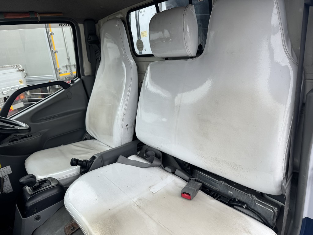 プレスパッカー極東4.3立米連続スイッチ|中古トラックの販売・買取・査定のアイナビ