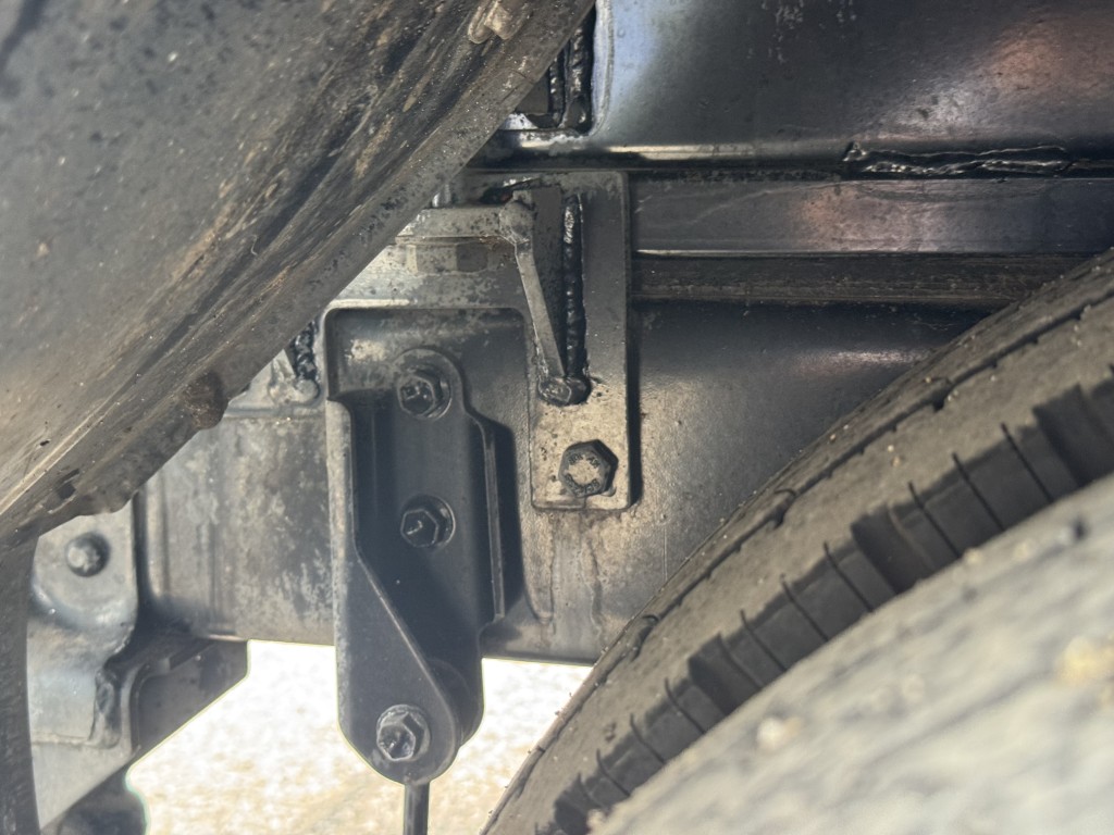 プレスパッカー極東4.3立米連続スイッチ|中古トラックの販売・買取・査定のアイナビ