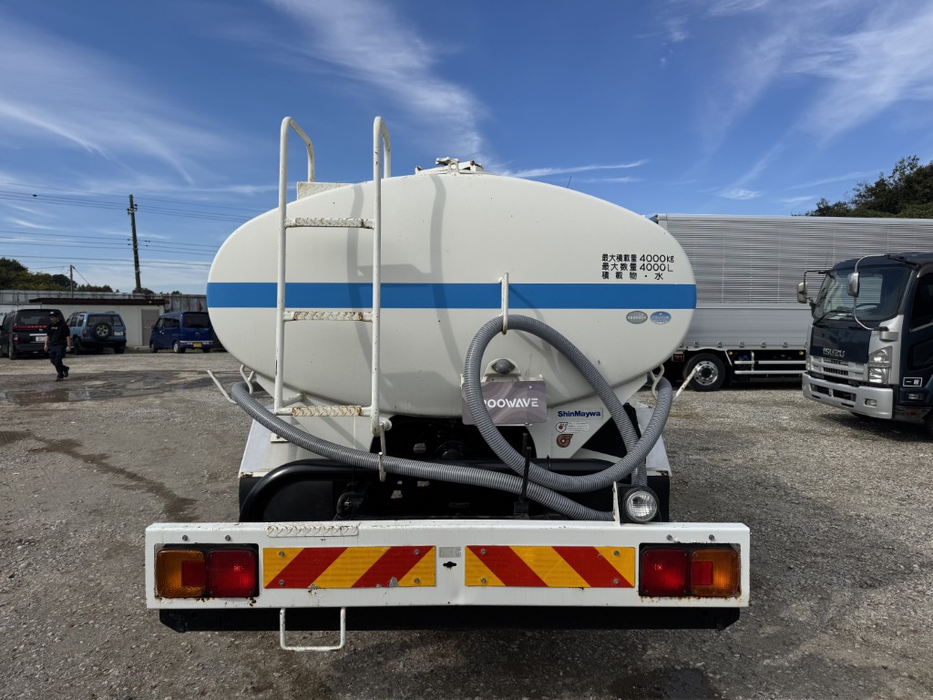 新明和 LSE40-40F サブエンジン式 前後散水|中古トラックの販売・買取・査定のアイナビ