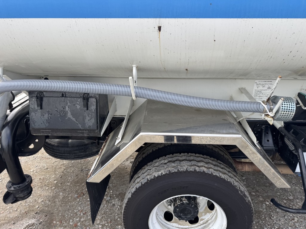 新明和 LSE40-40F サブエンジン式 前後散水|中古トラックの販売・買取・査定のアイナビ