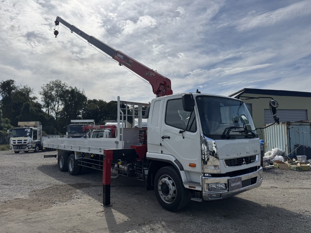 ワイド4段アルミ平ラジコン角足ユニック7.8m未使用|中古トラックの販売・買取・査定のアイナビ