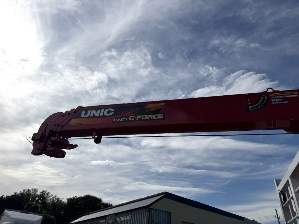 ワイド4段アルミ平ラジコン角足ユニック7.8m未使用|中古トラックの販売・買取・査定のアイナビ