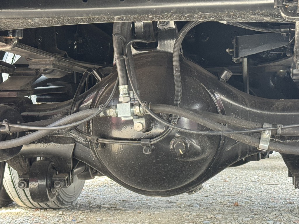 ワイド4段アルミ平ラジコン角足ユニック7.8m未使用|中古トラックの販売・買取・査定のアイナビ