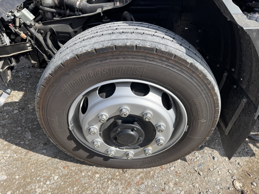 ワイド4段アルミ平ラジコン角足ユニック7.8m未使用|中古トラックの販売・買取・査定のアイナビ