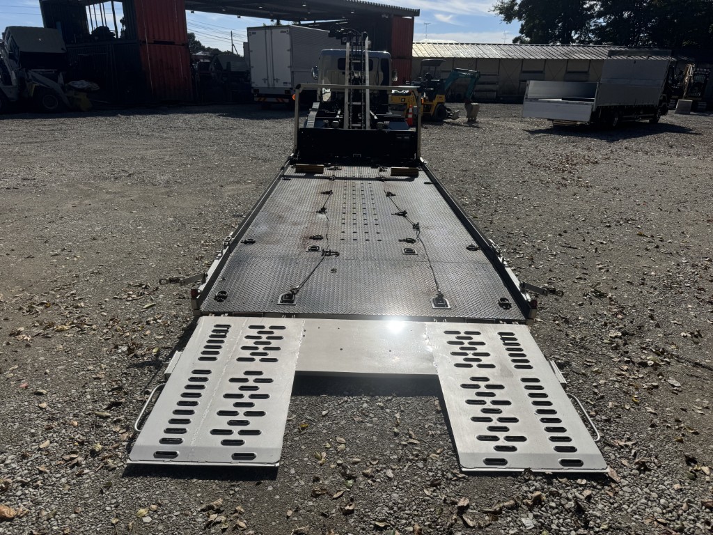 セーフティーローダーカスタム新品エンジンASSY交換|中古トラックの販売・買取・査定のアイナビ