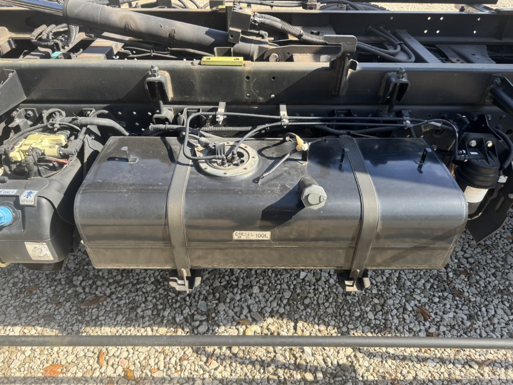 セーフティーローダーカスタム新品エンジンASSY交換|中古トラックの販売・買取・査定のアイナビ