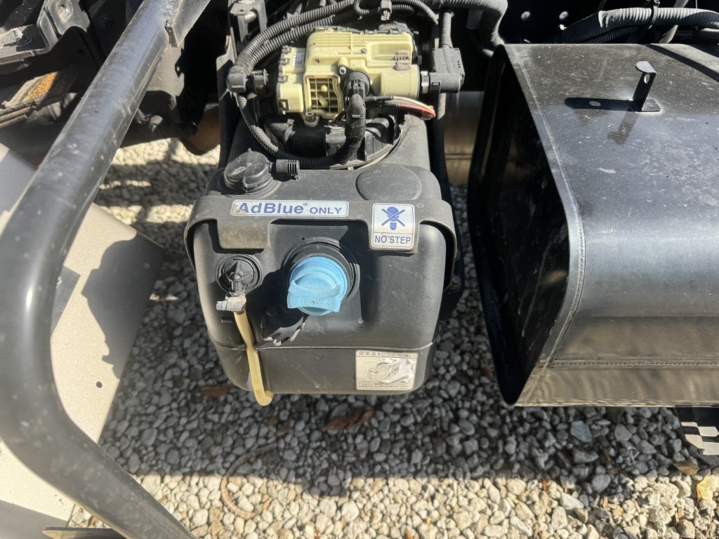 セーフティーローダーカスタム新品エンジンASSY交換|中古トラックの販売・買取・査定のアイナビ