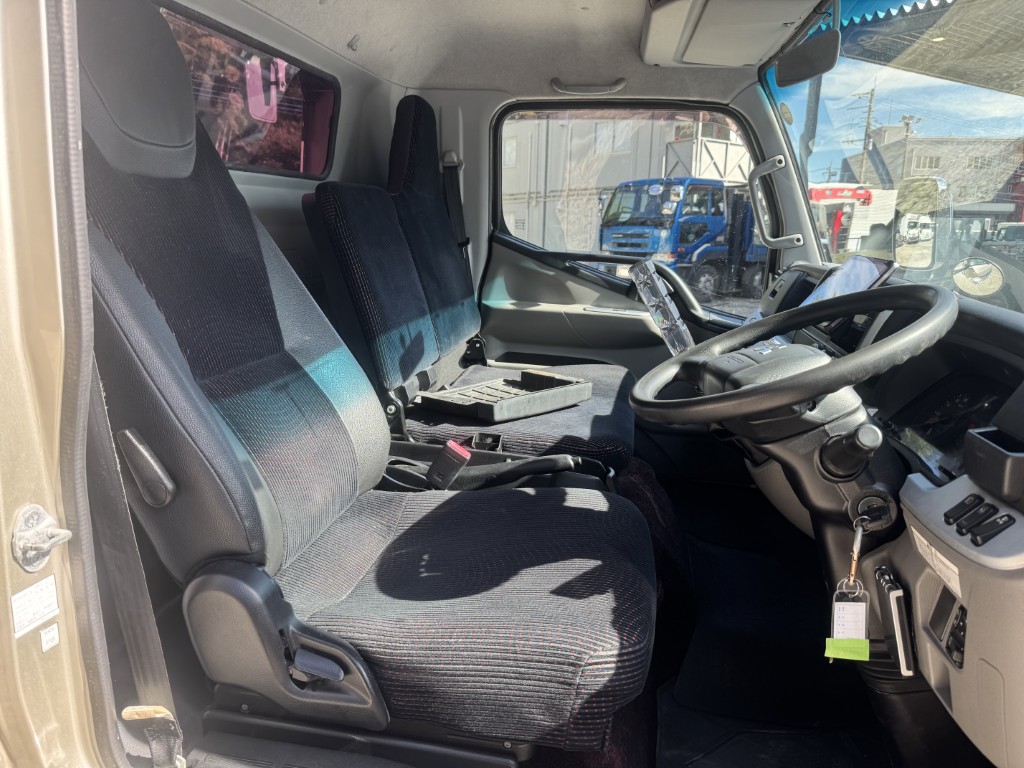 セーフティーローダーカスタム新品エンジンASSY交換|中古トラックの販売・買取・査定のアイナビ