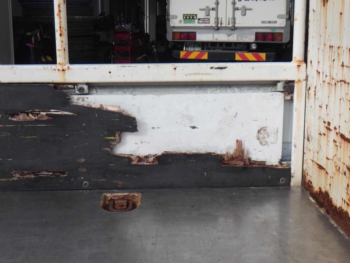 標準ロング全低床車輌総重量5,435kgゲート付車検R8.5月迄|中古トラックの販売・買取・査定のアイナビ