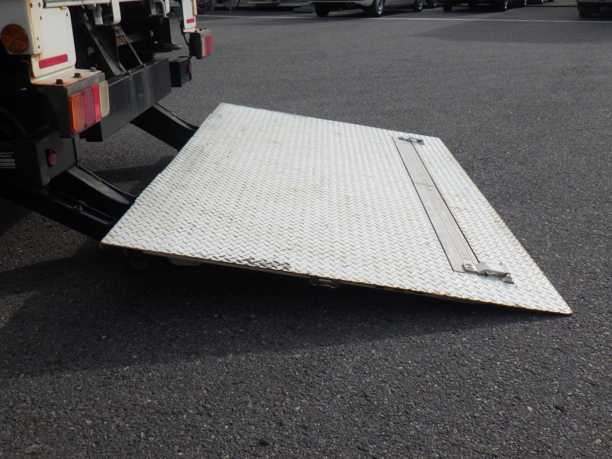 標準ロング全低床車輌総重量5,435kgゲート付車検R8.5月迄|中古トラックの販売・買取・査定のアイナビ