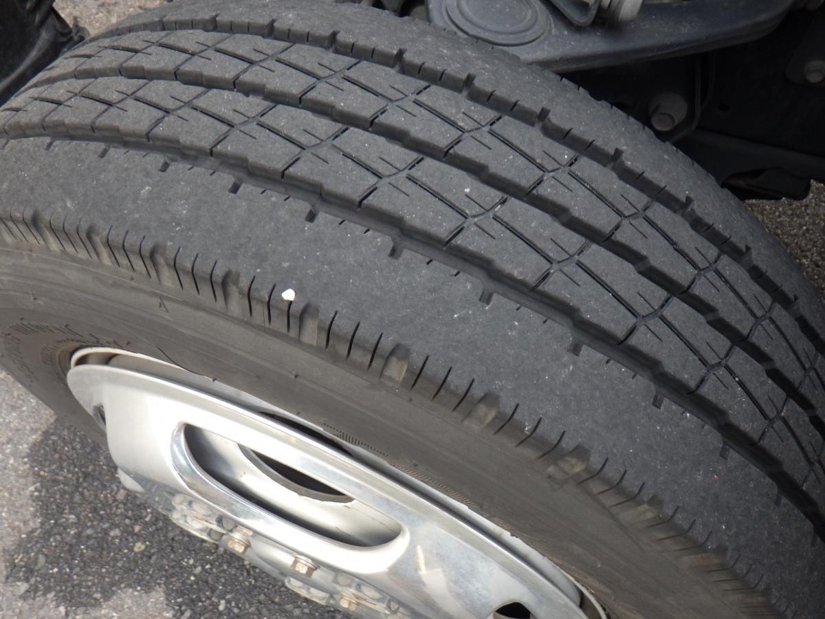 標準ロング全低床車輌総重量5,435kgゲート付車検R8.5月迄|中古トラックの販売・買取・査定のアイナビ