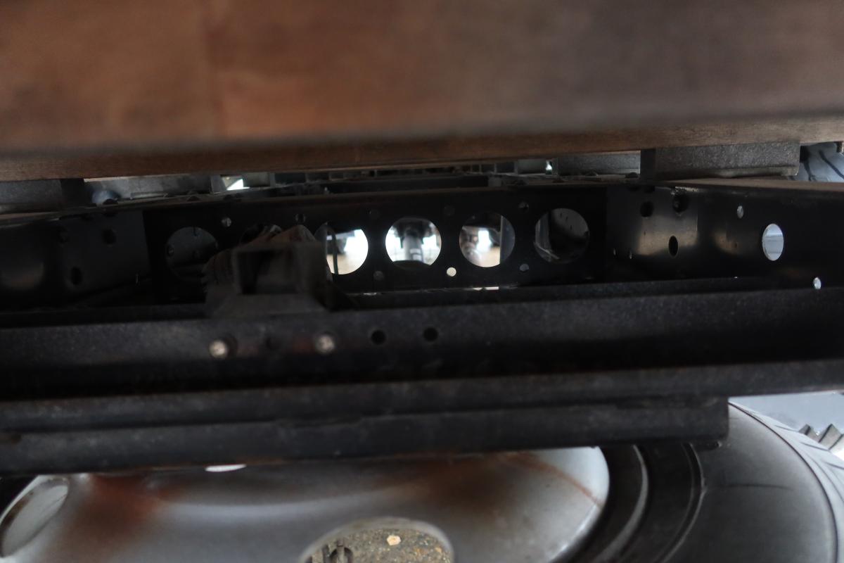 標準幅 ロングボディ AT車 積載2000kg 総重量4825kg|中古トラックの販売・買取・査定のアイナビ