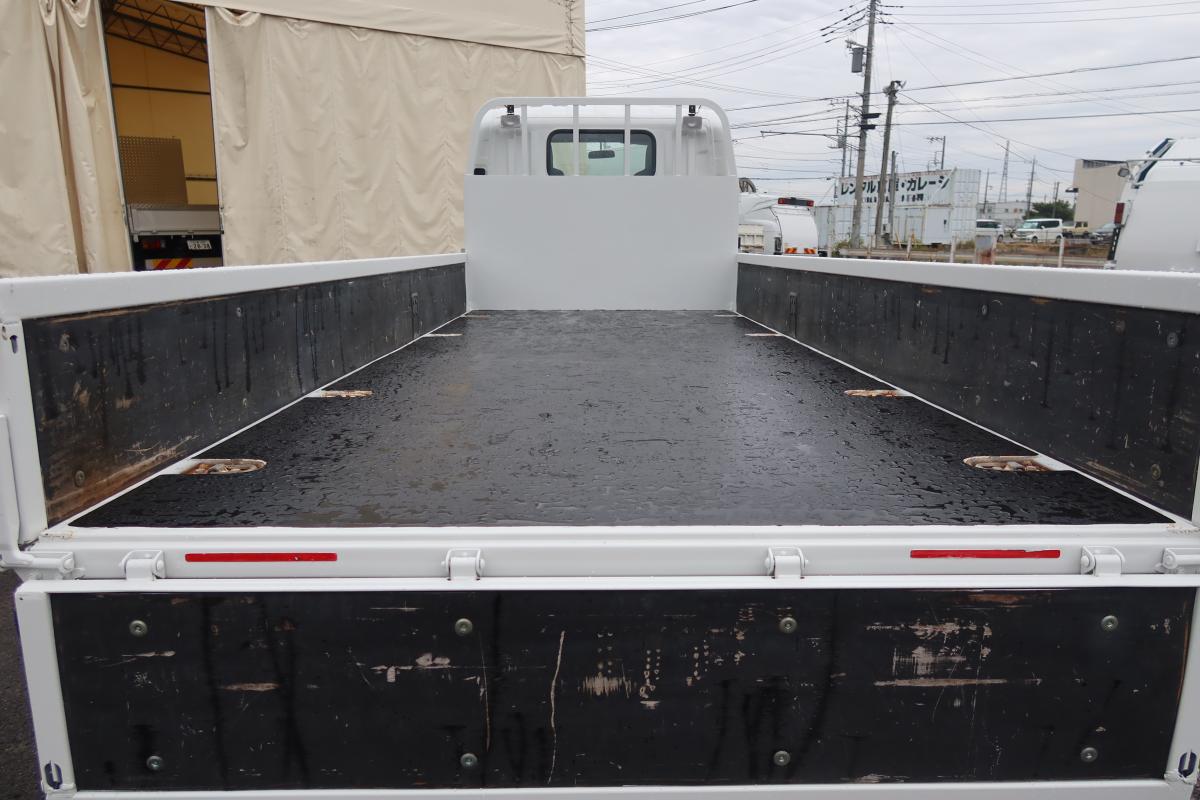 標準幅 ロングボディ AT車 積載2000kg 総重量4825kg|中古トラックの販売・買取・査定のアイナビ