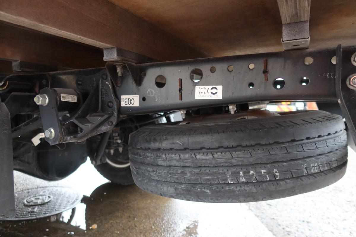 標準幅 ロングボディ AT車 積載2000kg 総重量4825kg|中古トラックの販売・買取・査定のアイナビ