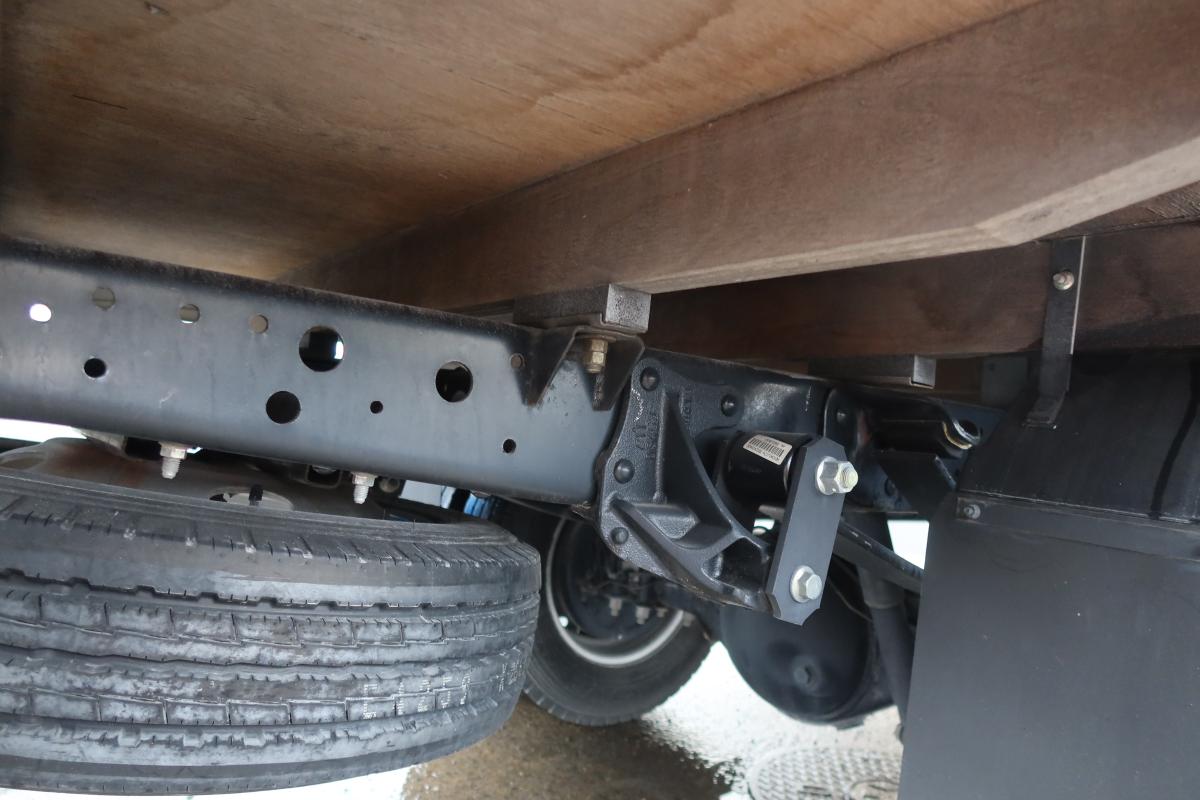 標準幅 ロングボディ AT車 積載2000kg 総重量4825kg|中古トラックの販売・買取・査定のアイナビ