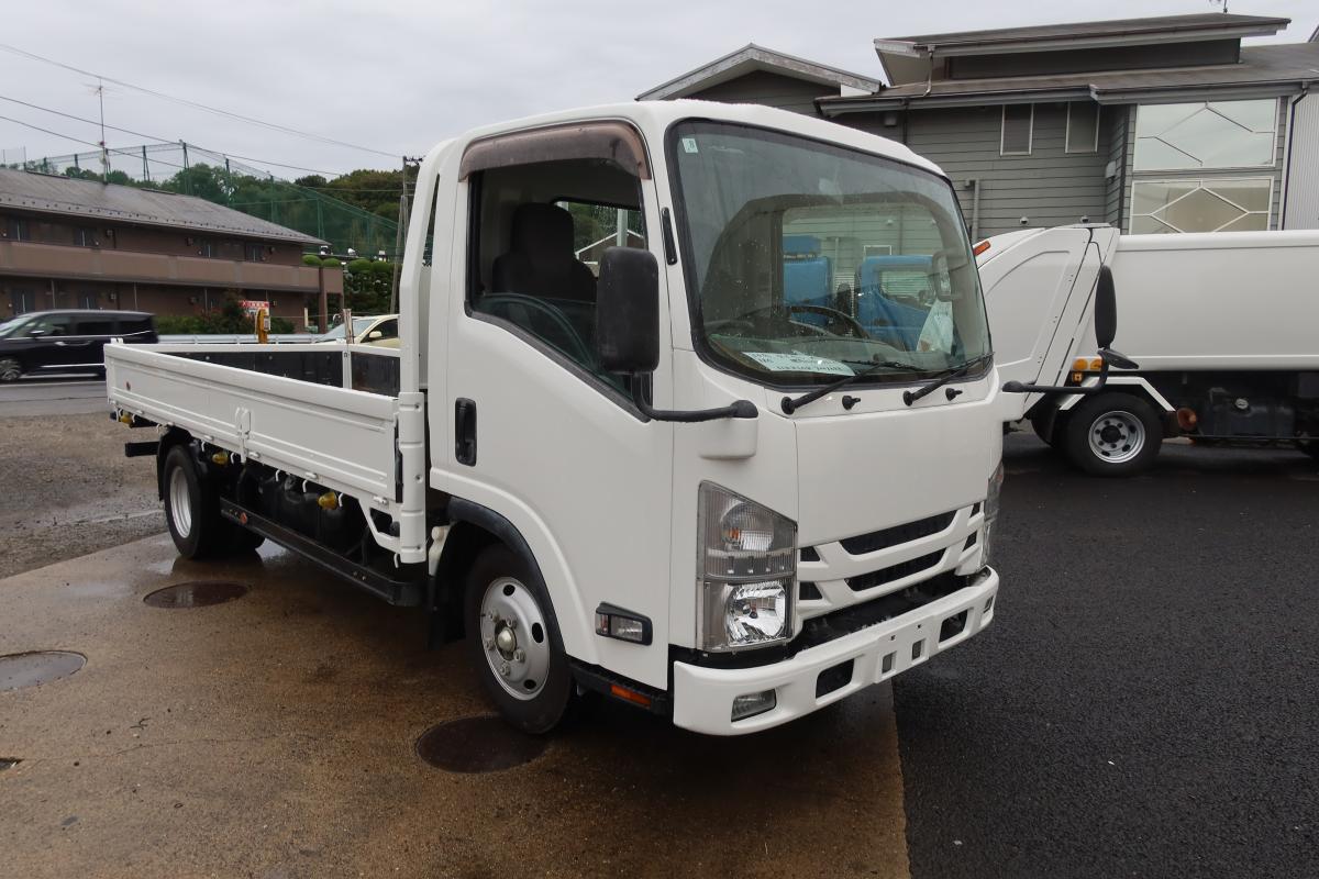 標準幅 ロングボディ AT車 積載2000kg 総重量4825kg|中古トラックの販売・買取・査定のアイナビ