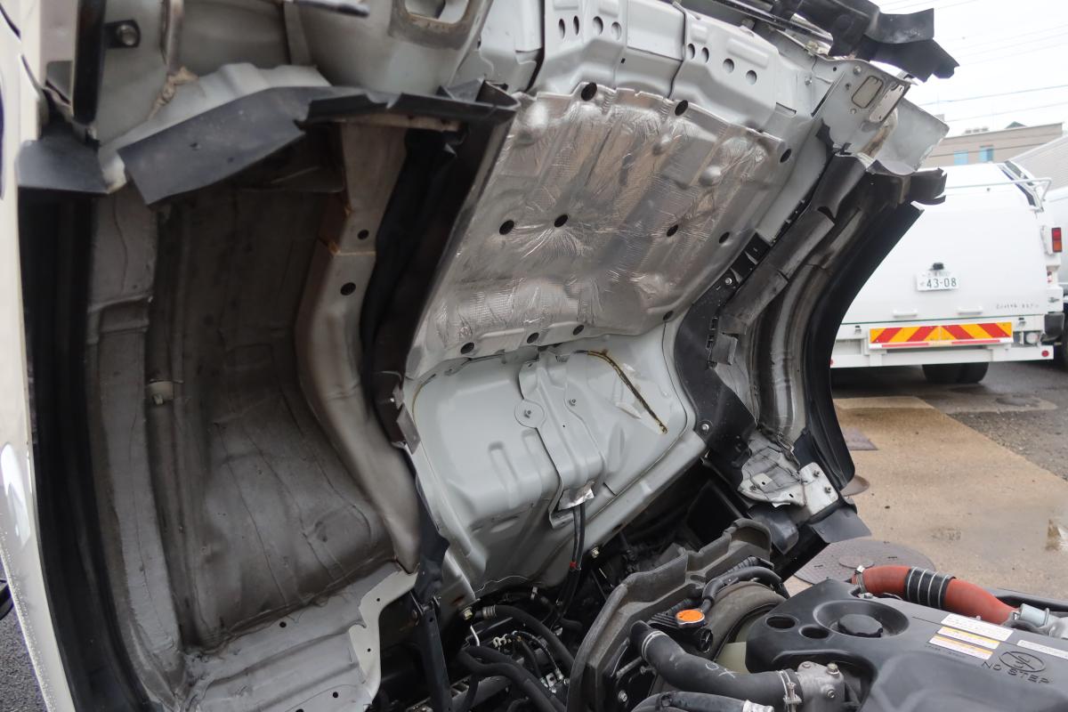 標準幅 ロングボディ AT車 積載2000kg 総重量4825kg|中古トラックの販売・買取・査定のアイナビ