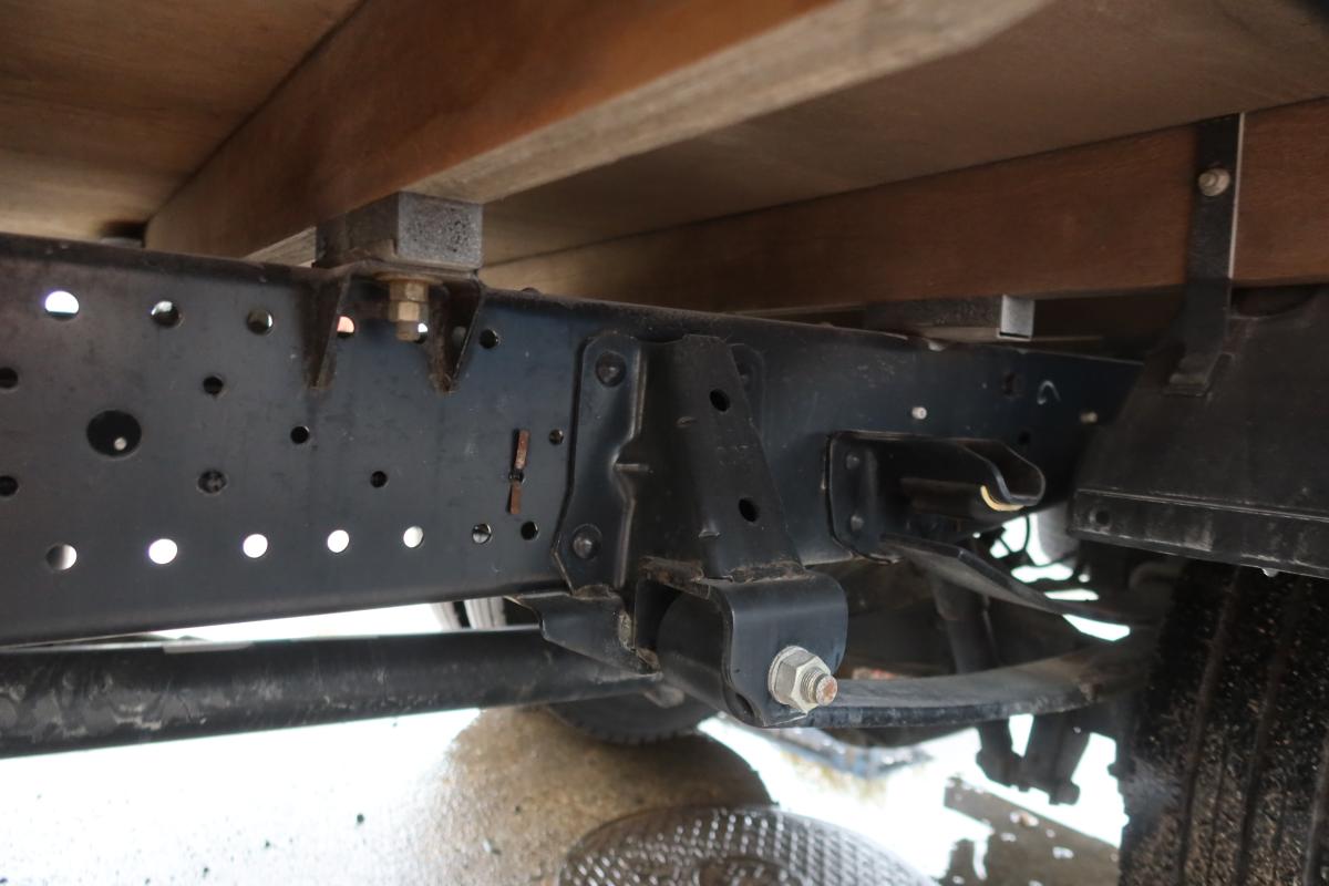 標準幅 ロングボディ AT車 積載2000kg 総重量4825kg|中古トラックの販売・買取・査定のアイナビ