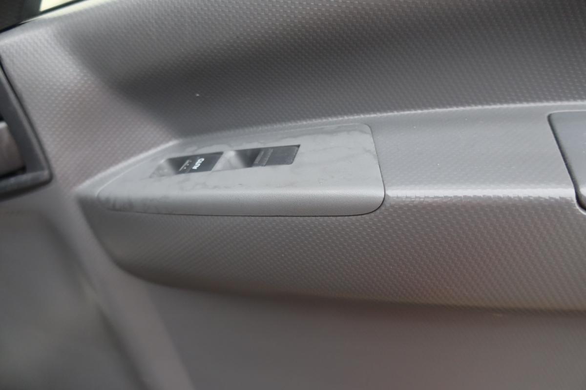 標準幅 ロングボディ AT車 積載2000kg 総重量4825kg|中古トラックの販売・買取・査定のアイナビ