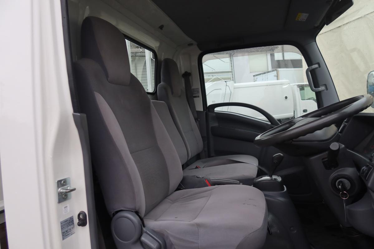 標準幅 ロングボディ AT車 積載2000kg 総重量4825kg|中古トラックの販売・買取・査定のアイナビ