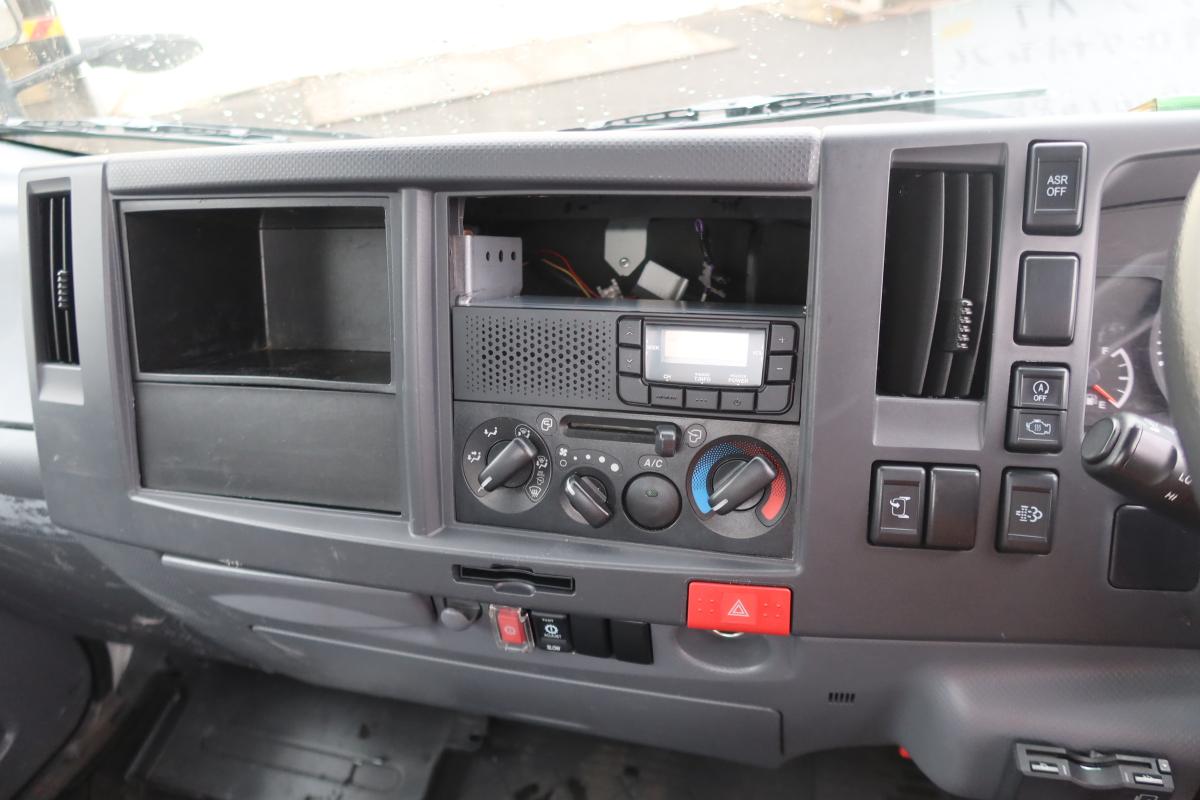 標準幅 ロングボディ AT車 積載2000kg 総重量4825kg|中古トラックの販売・買取・査定のアイナビ