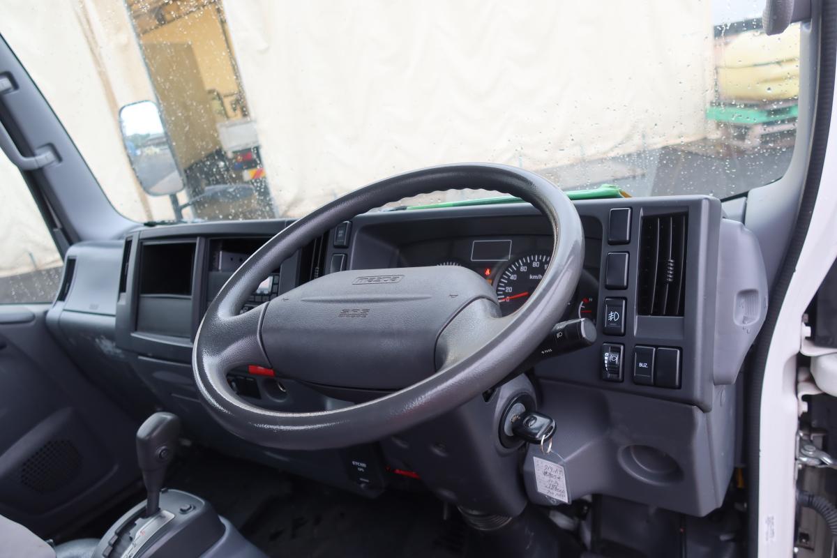 標準幅 ロングボディ AT車 積載2000kg 総重量4825kg|中古トラックの販売・買取・査定のアイナビ