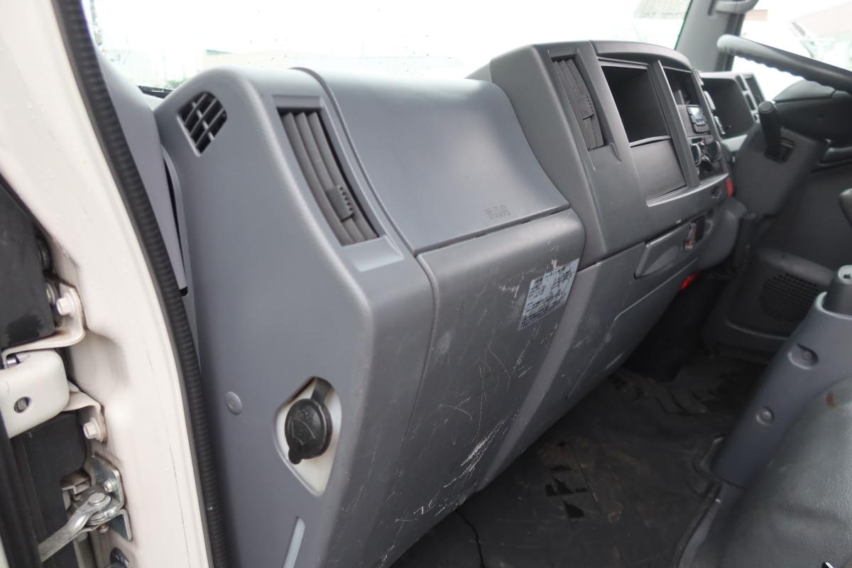 標準幅 ロングボディ AT車 積載2000kg 総重量4825kg|中古トラックの販売・買取・査定のアイナビ