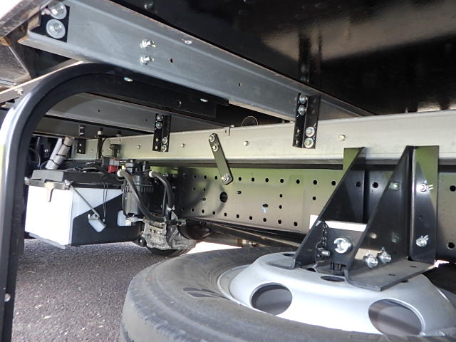 日野 令和7年式 冷凍バン 車検付き|中古トラックの販売・買取・査定のアイナビ