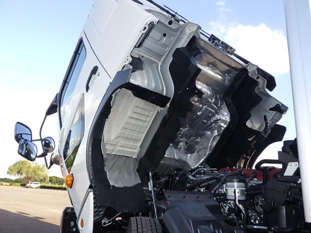 日野 令和7年式 格納ゲート付き冷凍バン 車検付き|中古トラックの販売・買取・査定のアイナビ